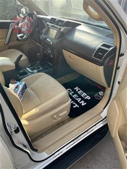 تۆیۆتا لاندكروزر پرادۆ